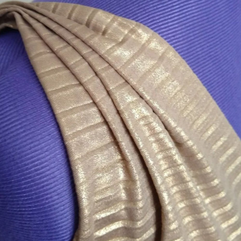 Handmade gold maxi dress - Picture 6 of 7
